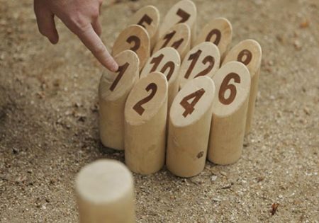 Mölkky : jeu d'adresse finlandais